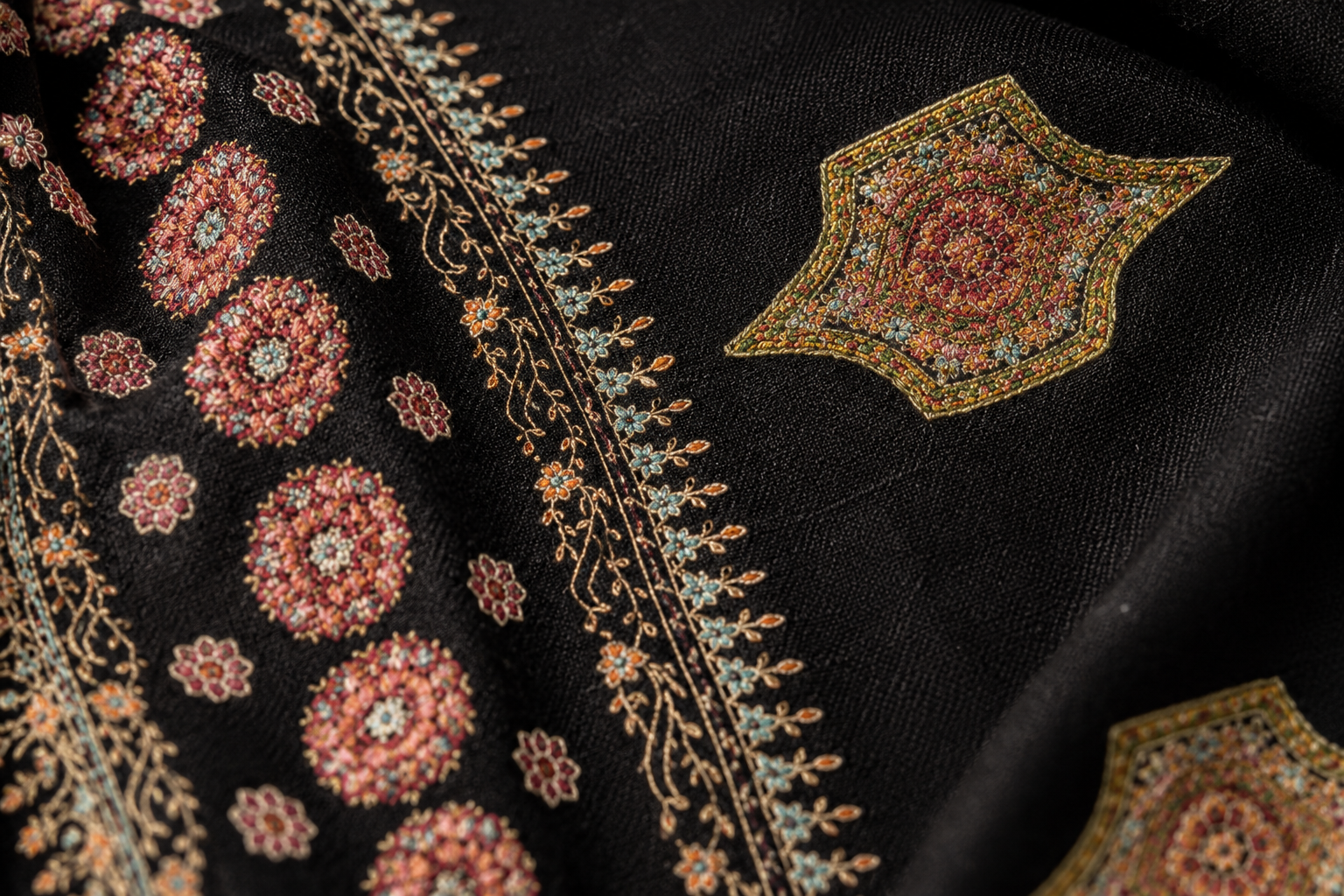Midnight Imperial Heritage Pashmina