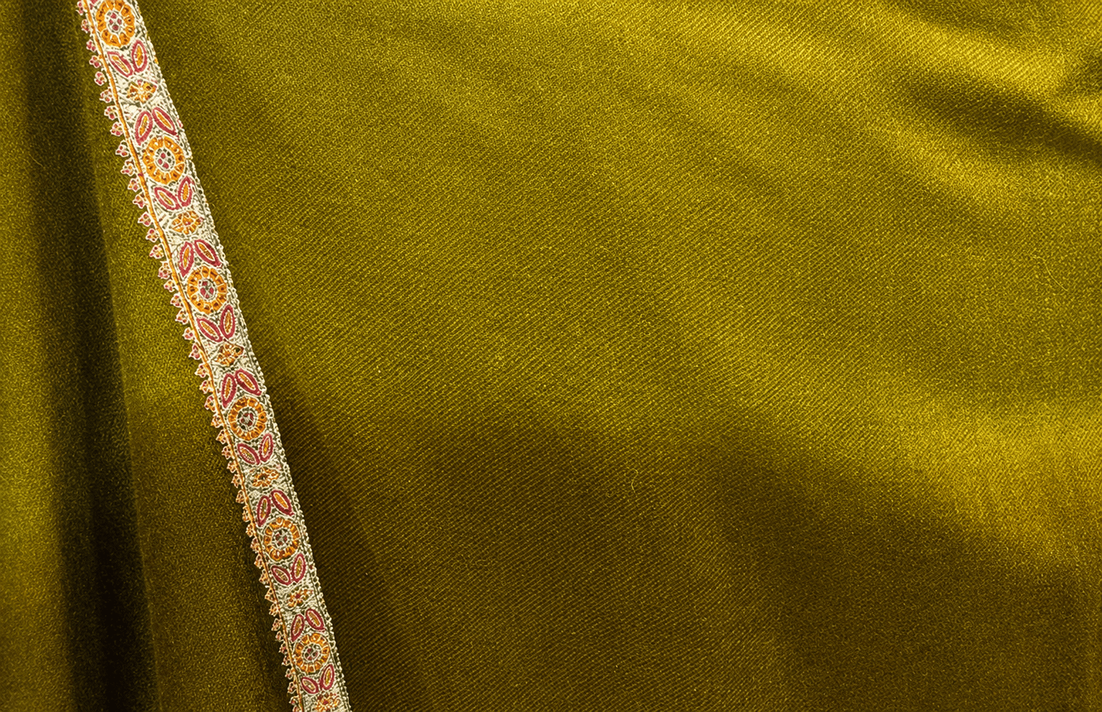 Verdant Heritage Pashmina - Milan x Dominica